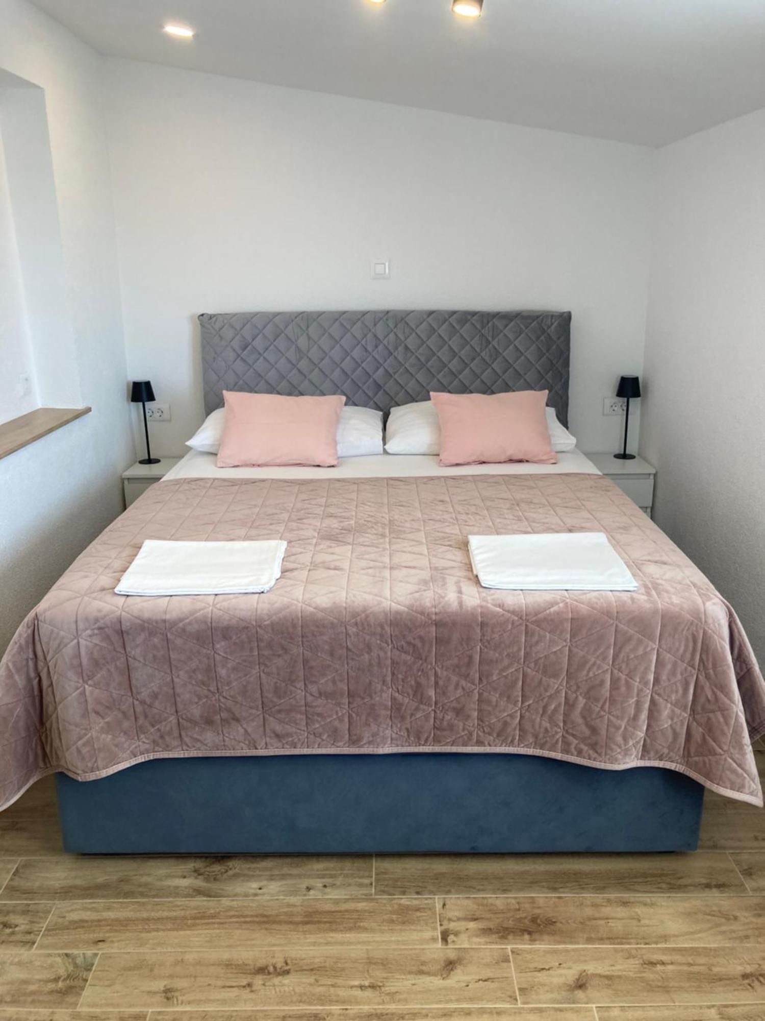 Apartments Sky Brela Zewnętrze zdjęcie